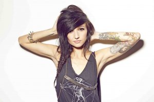 Lights to tour Australia with The Jezabels & release new single