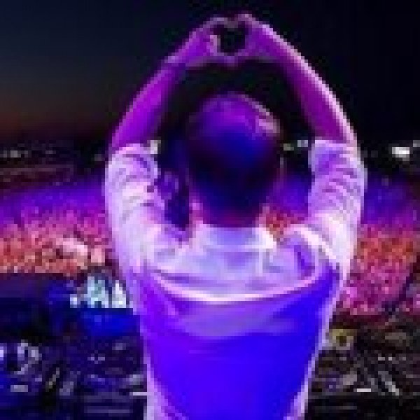 Armin Van Buuren hit