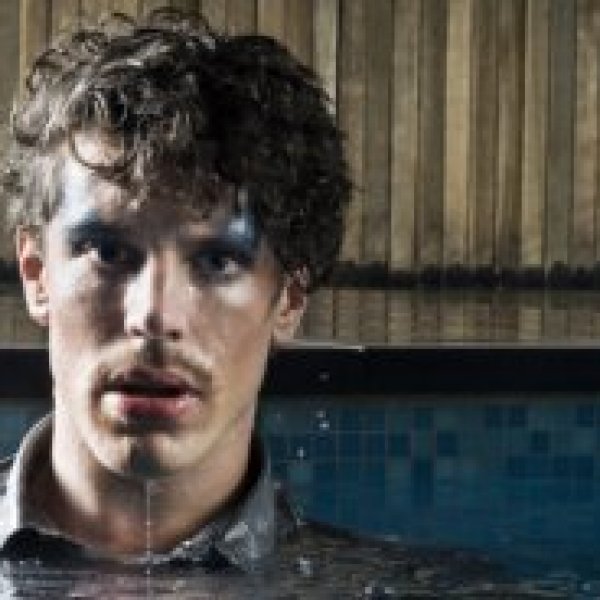Declan & The Antics re-write the Vampire Diaries on GO!